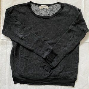 ⚫️black fuzzy sweater⚫️